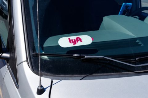 7 Common Causes of Lyft Accidents (and How To Avoid Them)